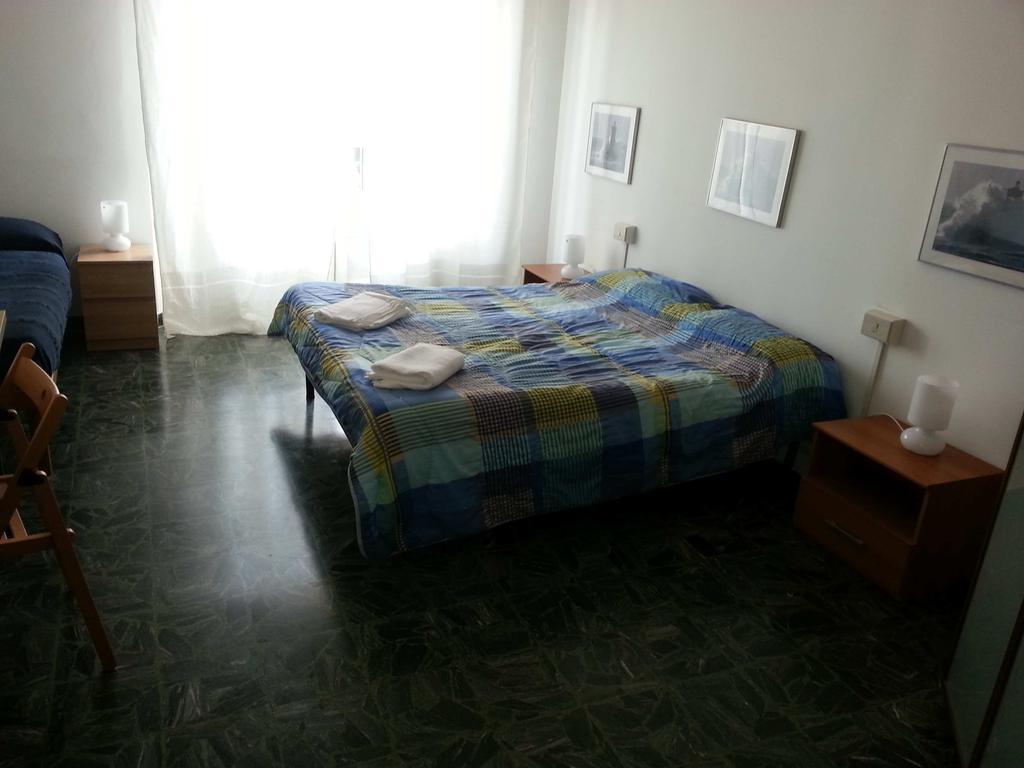 A Due Passi Dal Treno Apartamento Pisa Quarto foto